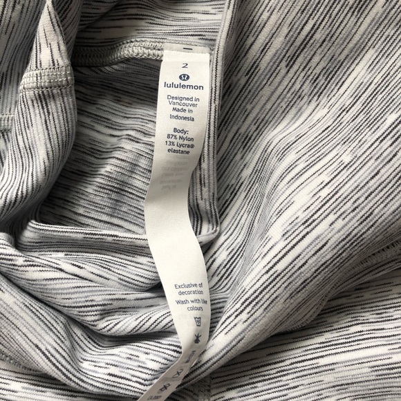 Lululemon leggings - Picture 3 of 4